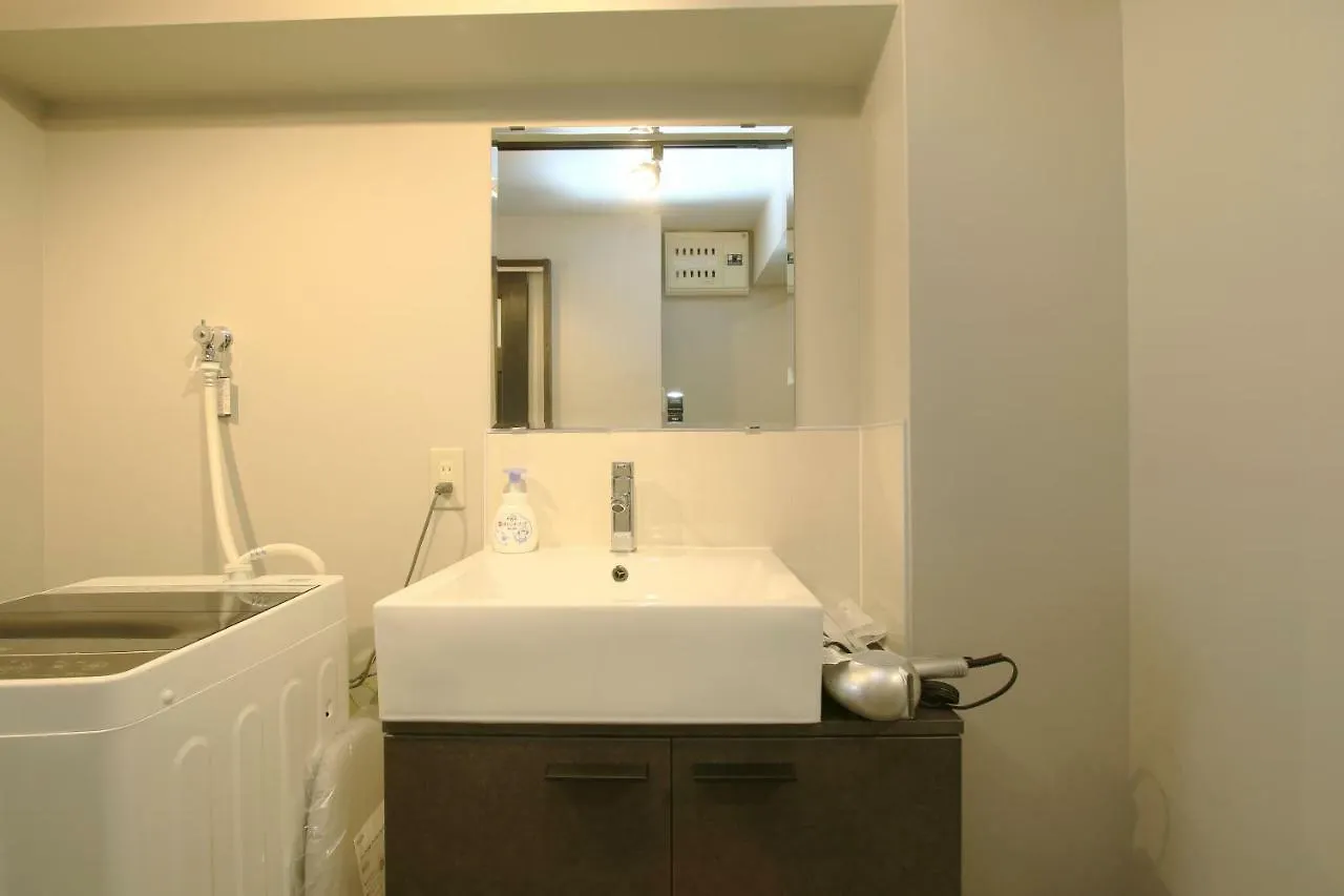 Guest House Osaka Tsukamoto Japan